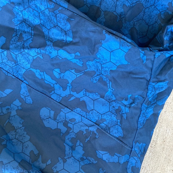 GIISAM Mens Windproof Jacket Waterproof Lightweight Mountain Jacket Camo Blue XL - Picture 5 of 7